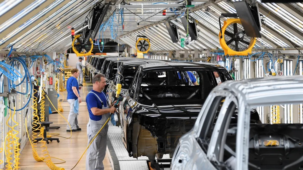 ▷ Škoda Auto je v Evropě čtvrtá nejprodávanější, daří se i dalším výrobcům  vozů — ČT24 — Česká televize