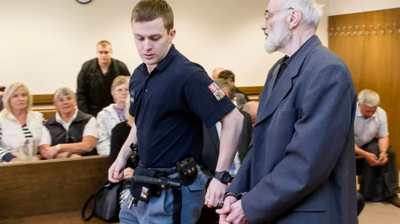 Alexander Dostál u Krajského soudu v Hradci Králové