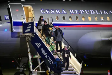 Armádní speciál přepravil do Prahy Čechy z Jordánska