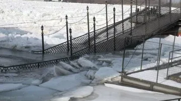 Ledové kry poničily infrastrukuturu v bulharské Silistře