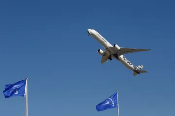 Korupční kauza přijde Airbus draho. Musí zaplatit přes 90 miliard korun za urovnání obvinění