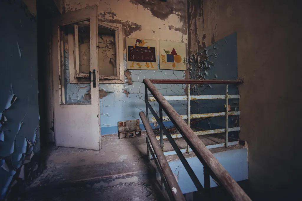 Jedna z mnoha budov školek