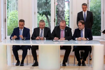 Řecko dokončuje dohodu s Chevronem o novém průzkumu uhlovodíků v Jónském moři