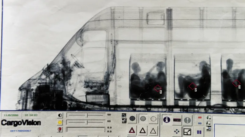 Celníci už dokáží dodávky i rentgenovat