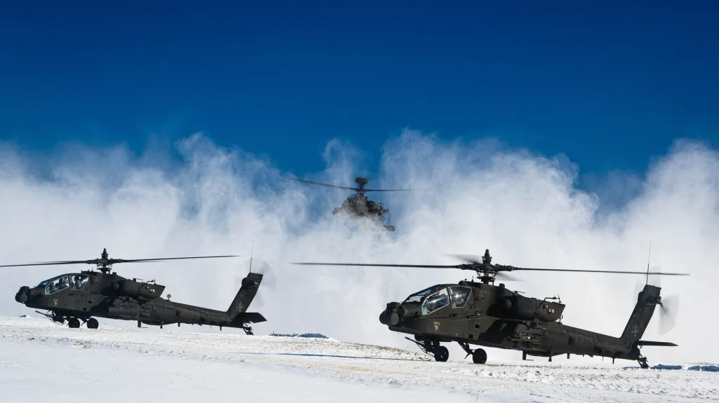 Vrtulníky AH-64 Apache