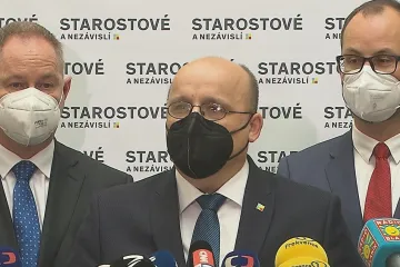 Novým předsedou poslanců STAN je Josef Cogan. Nahradí Farského
