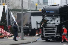 Polský řidič kamionu asi s Amrim nebojoval. Byl už totiž velmi vážně zraněn
