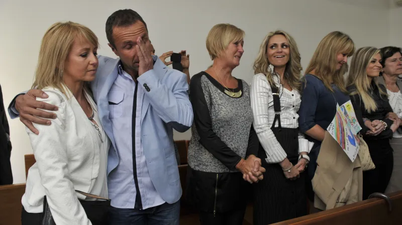 Šárka a Luděk Nečesaní při vynesení verdiktu u Nejvyššího soudu