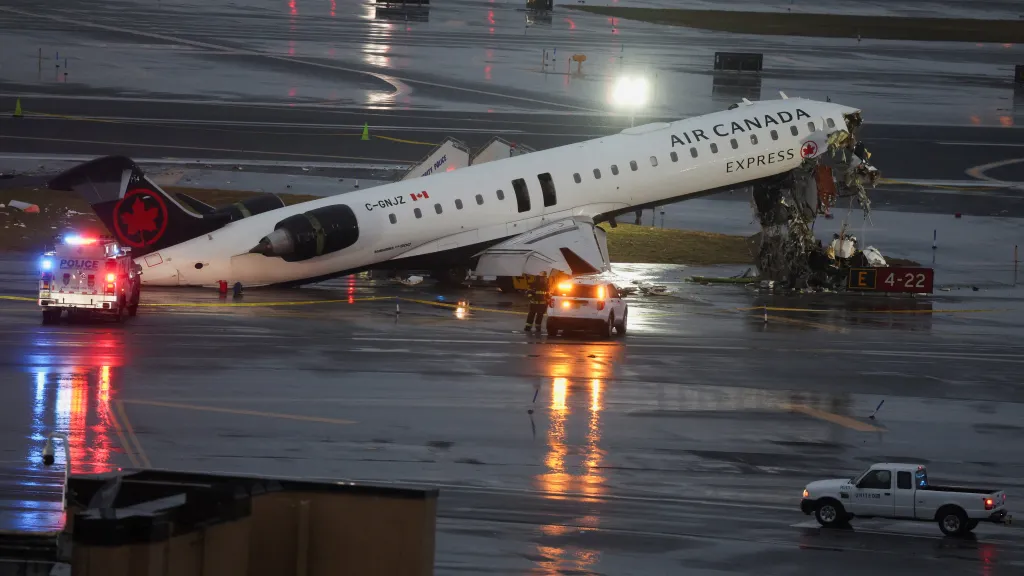 Letadlo po havárii na letišti LaGuardia