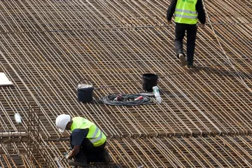 Zeman: Stavebnictví by mohla nakopnout dostavba Temelína a Dukovan