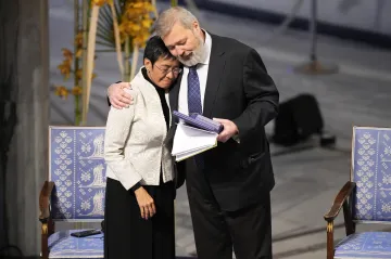  Nobelisté Muratov a Ressaová varovali před rozpínavostí Ruska a nenávistí na internetu