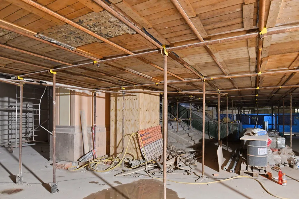 Rekonstrukce nádražní budovy v Plzni