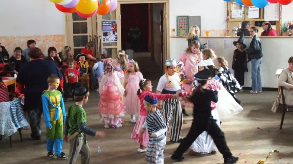 Dětský maškarní bál - Slabce