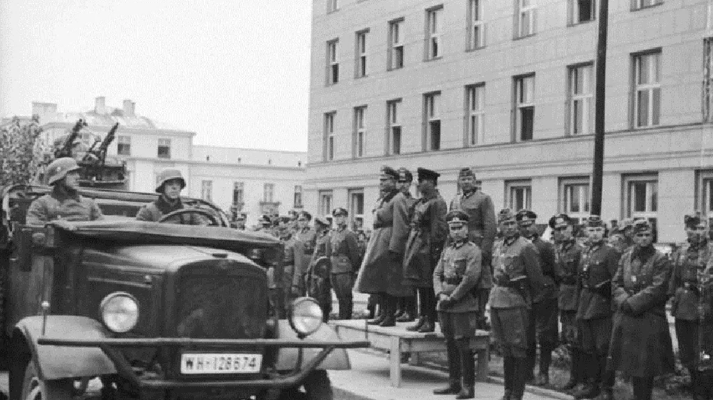 Vojenská přehlídka Rudé armády a Wehrmachtu v Brestu-Litevském
