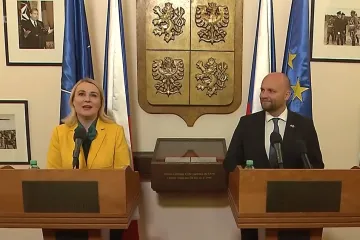 Poradcem Černochové bude bývalý slovenský ministr obrany Naď