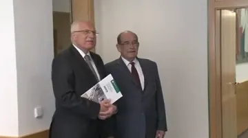 prezident Václav Klaus navštívil ombudsmana Otakara Motejla