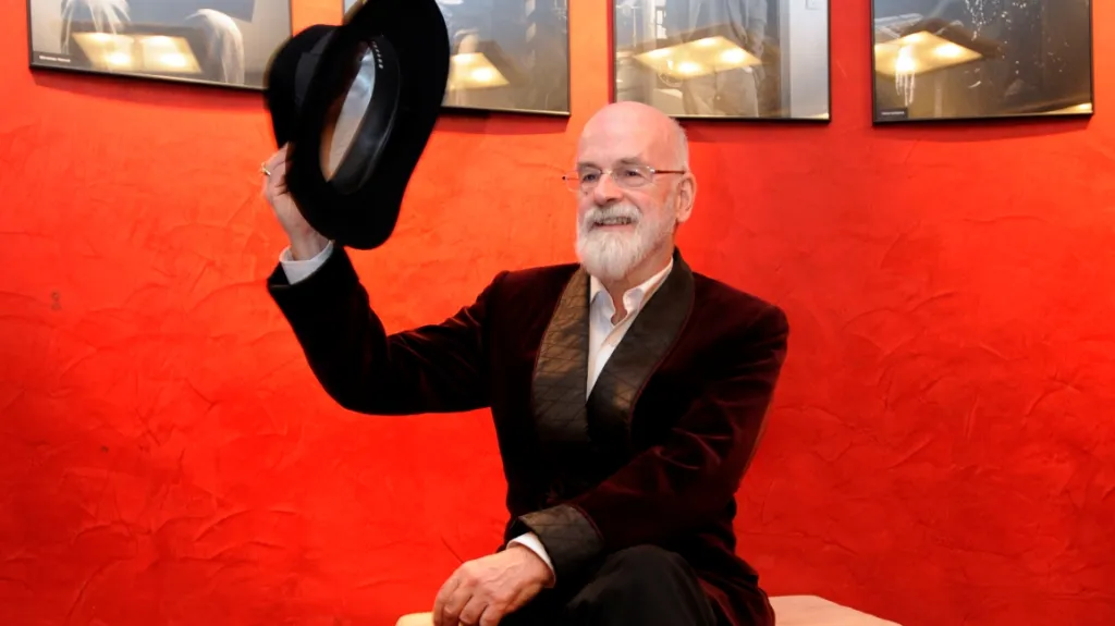 Terry Pratchett