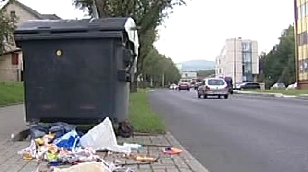 Stav kolem sokolovských kontejnerů