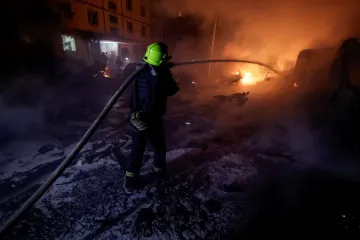 Ruský útok na Charkov zranil desítky lidí