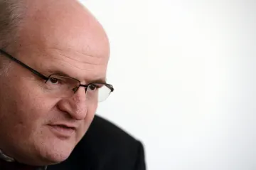 Herman: Ministerstvo fungovalo na systému tužka, papír, guma