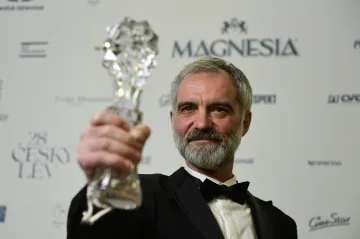 Český lev za rok 2020 vzhlíží k Šarlatánovi, nejvíce si ale všímá Krajiny ve stínu