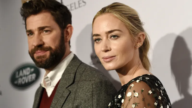 John Krasinski a Emily Bluntová
