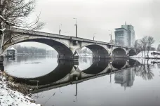 Libeňský most nemusel být uzavřen, tvrdí Matěj Stropnický