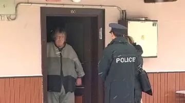 Důchodkyně a policisté