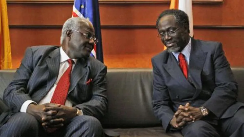 Ernest Bai Koroma a  Ake N\'gbo