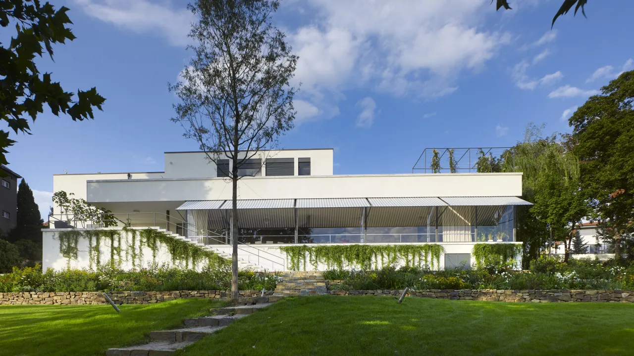 Vila Tugendhat slaví 25 let v UNESCO třídenní akcí v zahradách