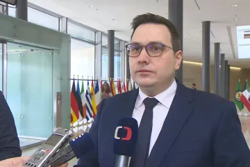 Lipavský nechal předvolat ruského velvyslance kvůli kyberútokům na instituce