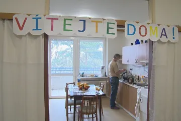 Projekt Housing First pomáhá rodinám v nouzi po celé republice. Před pěti lety začal v Brně