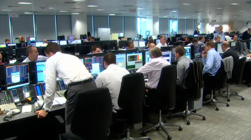 Finanční analytici