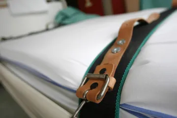 Pokud zrušíme léčebny, pacienti s nemocnou duší skončí na ulici