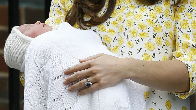 Kate a William ukázali světu svou dceru