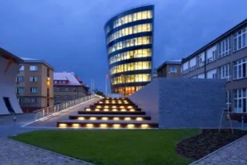 Pronásledoval je běloruský režim, teď studentům pomáhá liberecká univerzita