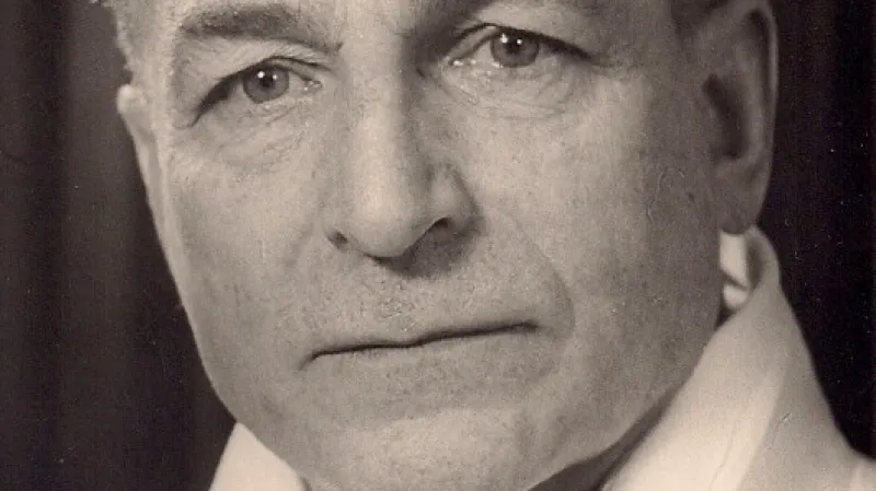 Prof. MUDr. Walter Dick, přednosta chirurgie Nemocnice na Bulovce. Zdroj: Soukromý archiv Jaroslava Čvančary