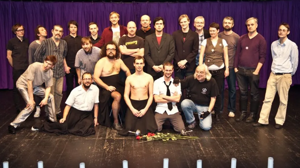 Tým Činoherního studia Ústí nad Labem po představení Romeo a Julie