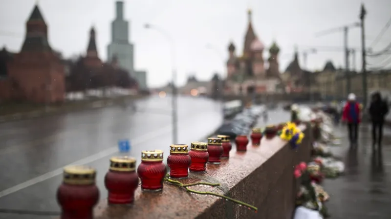 Rusové oplakávají Němcova