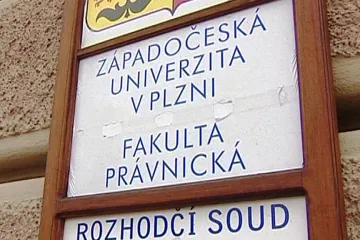 Děkan právnické fakulty v Plzni Růžička rezignuje