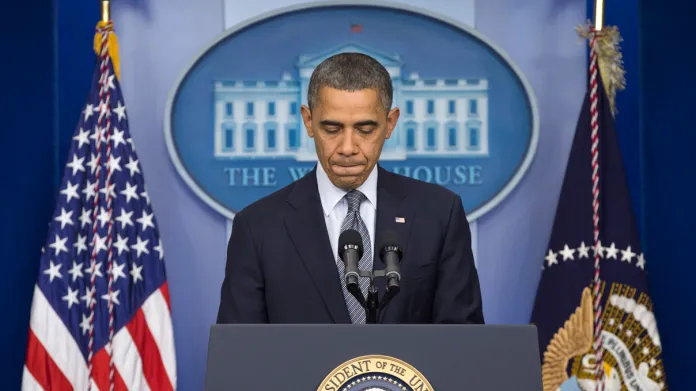Barack Obama při emotivním projevu ke střelbě v Connecticutu