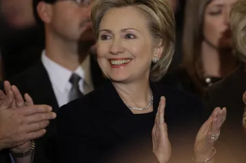 AP: Obama přijme Clintonovou do svého kabinetu už v pondělí