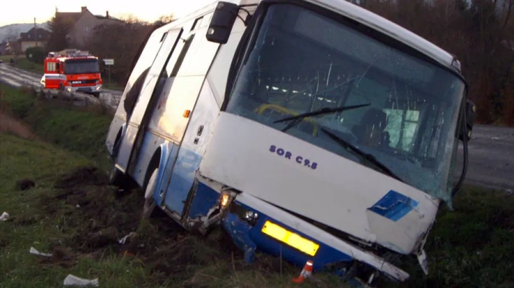 Autobus po nehodě