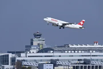 Soud vyhostil Brita, kterému na letišti vzplanul batoh. Měl v něm vojenský granát
