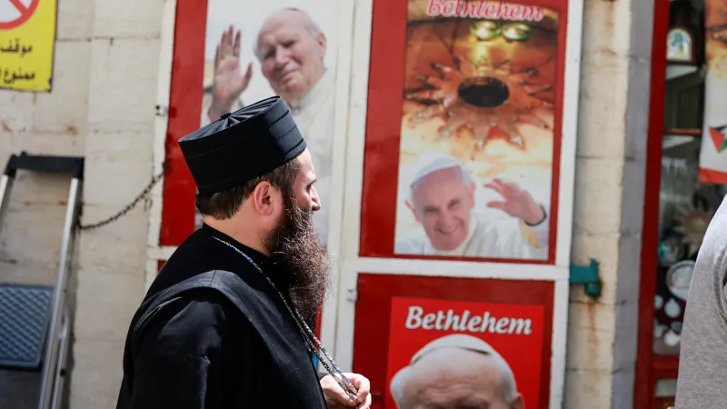 Zpráva o úmrtí papeže dorazila i do Betléma