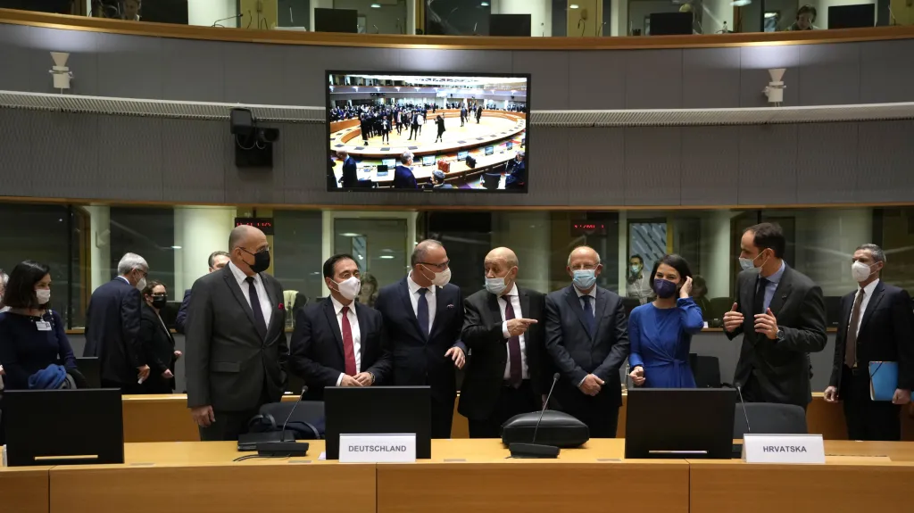 Bruselské jednání ministrů zahraničí zemí EU o sankcích na Wagnerovu skupinu
