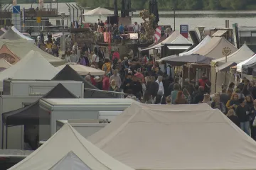 Farmáři chtějí zůstat na pražských náplavkách, sepsali petici vánočním trhům