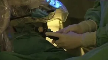 Ovládání operačního robota