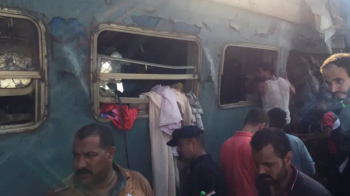 Srážka vlaků v Egyptě