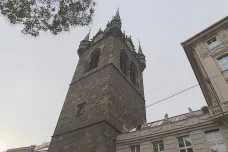 Praha podá nabídku na odkup Jindřišské věže. Možných zájemců má být asi třicet